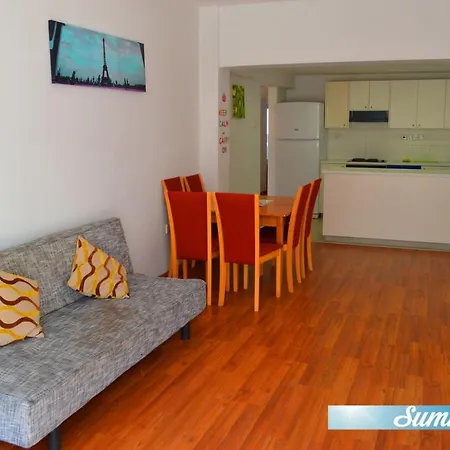 Economical 3 Bed 3 Bath At Napa Blue Appartement *