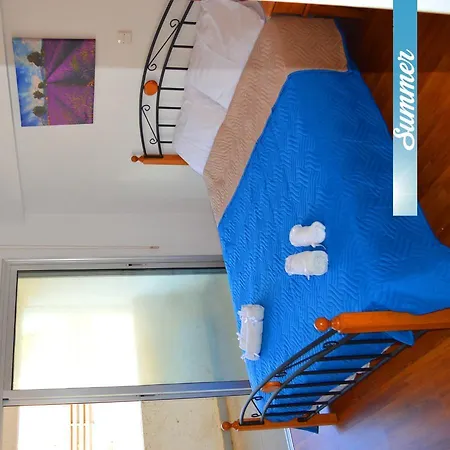 Economical 3 Bed 3 Bath At Napa Blue Appartement
